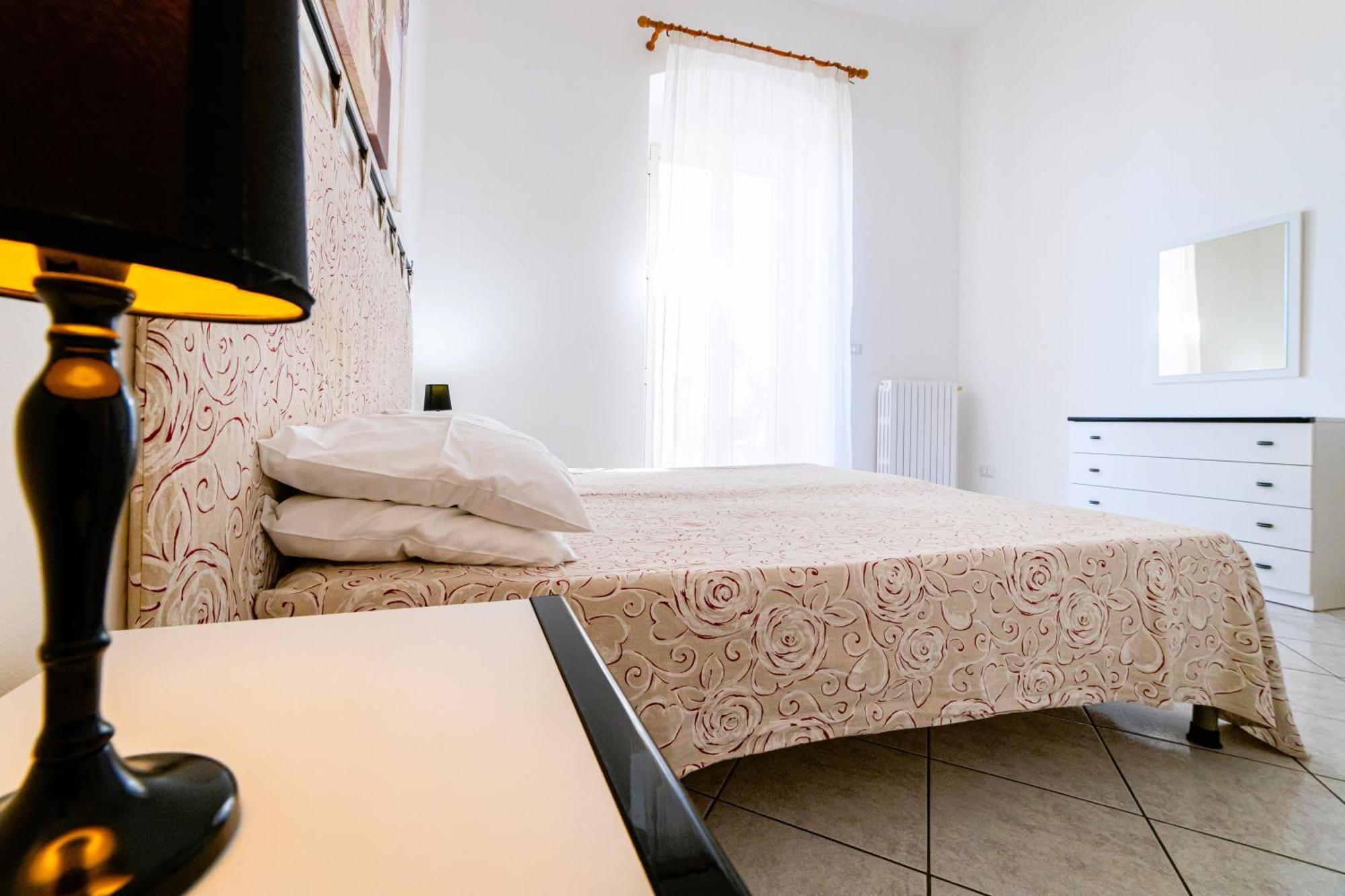 Mare E Castello Apartman Manfredonia Kültér fotó