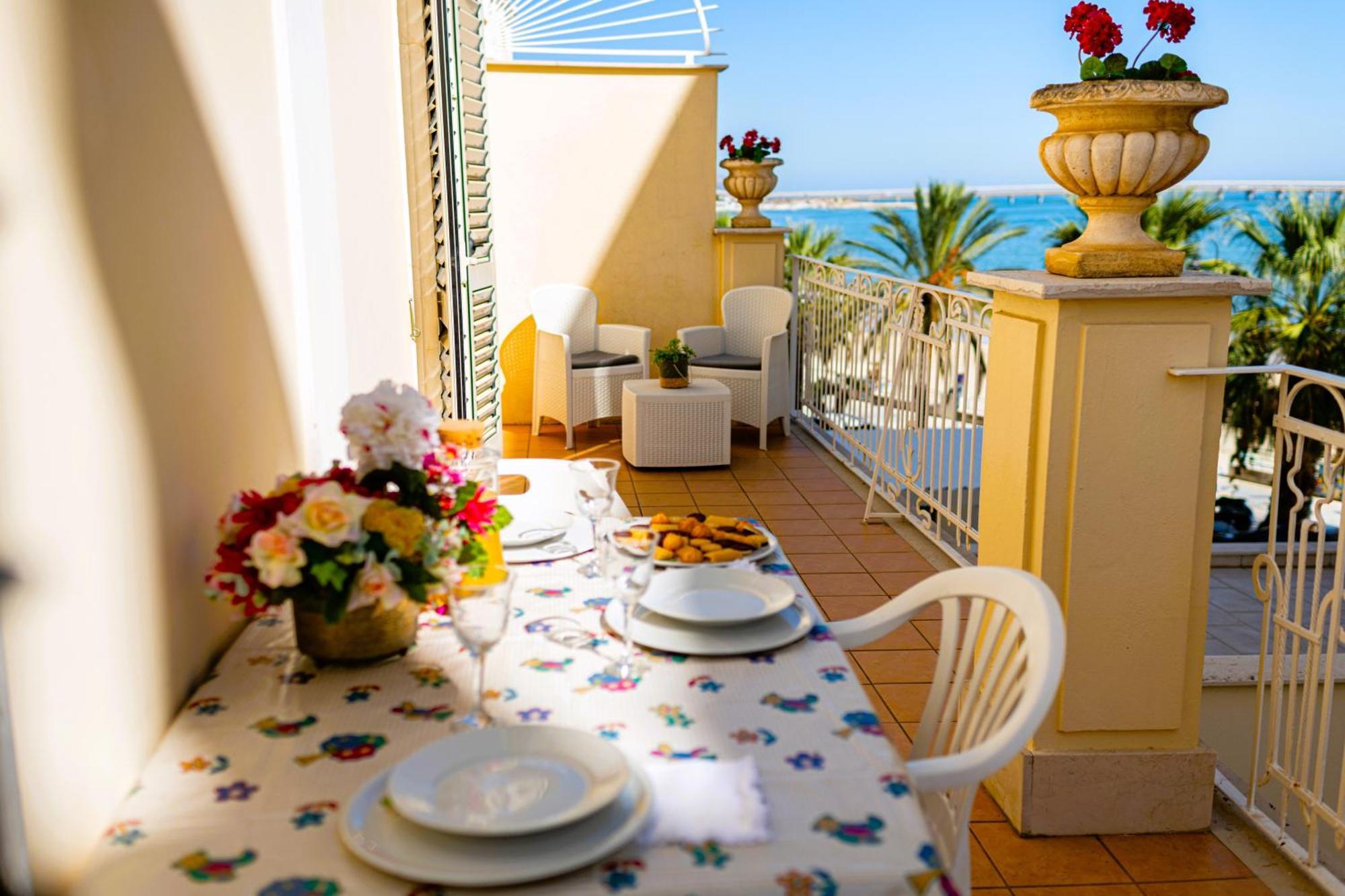 Mare E Castello Apartman Manfredonia Kültér fotó