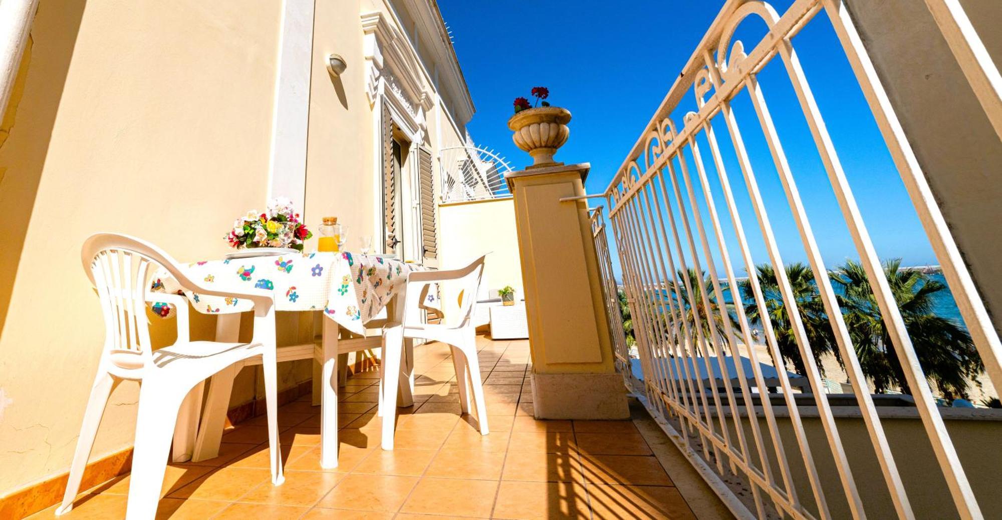 Mare E Castello Apartman Manfredonia Kültér fotó